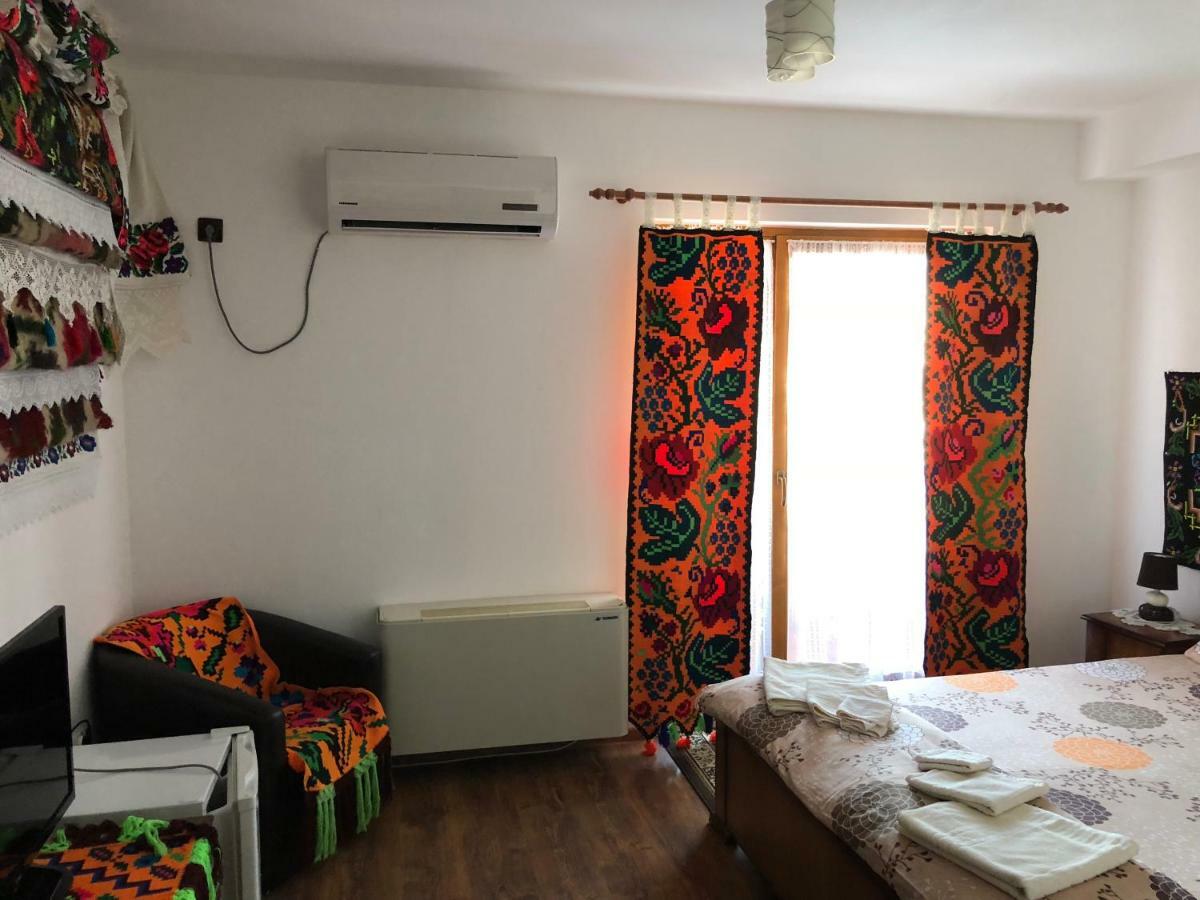 Pensiune Pastravarie La Pintea Haiducu Deseşti Exteriér fotografie